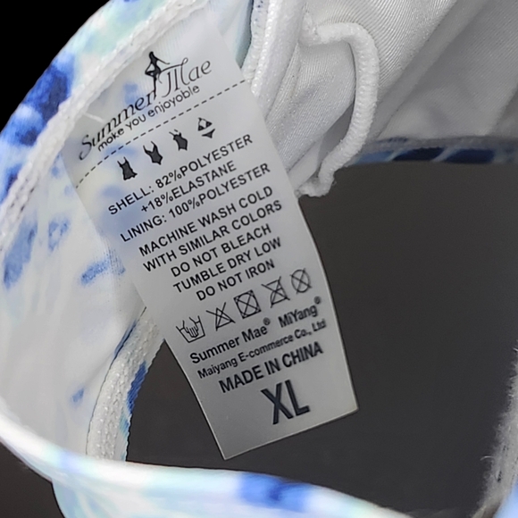 SUMMER MAE Blue & White Tie Dye Bikini Top- XLarge - Picture 5 of 5